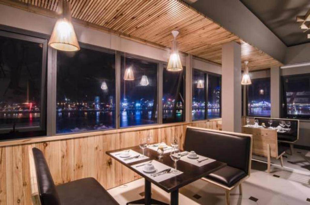 Kaka Hotel Дананг Экстерьер фото